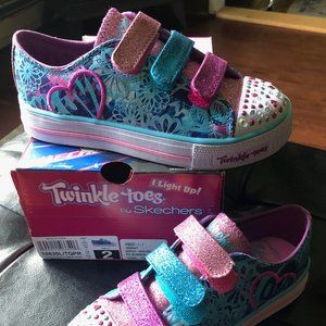 Girls Sz 2 Skechers Twinkle Toes Brand New in Box